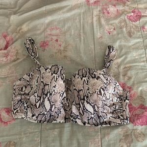 Swimsuit top 38DD
